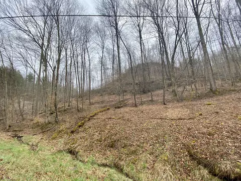 9670 Ky-80, Wooton, KY 41776