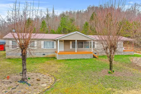 1000 Portersburg Rd, Manchester, KY 40962