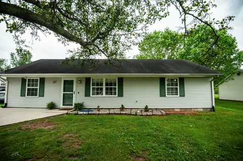 317 Woodland Trl, Somerset, KY 42501