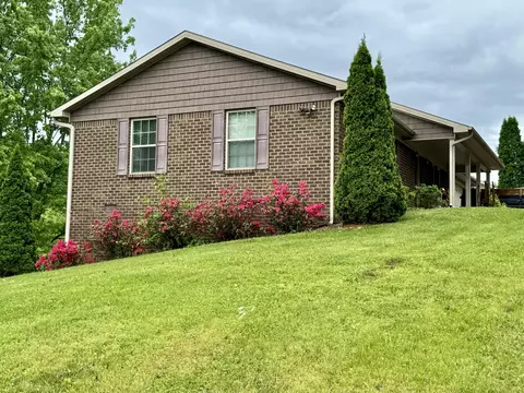 201 Pinecrest Ct, Berea, KY 40403 photo 2