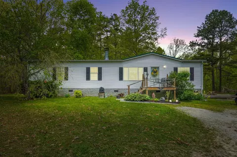 411 Pleasant View Dr, Berea, KY 40403
