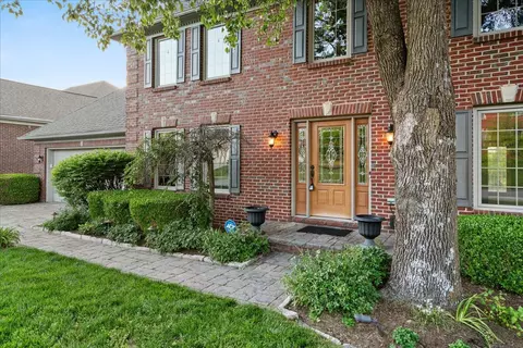 655 Mint Hill Ln, Lexington, KY 40509
