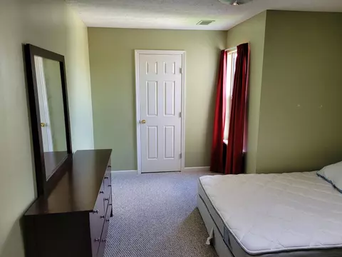Bedroom - 117 Willow Ln, Georgetown, KY 40324 photo 2 of 4