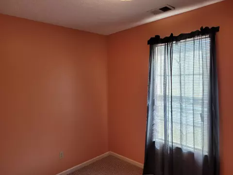 Bedroom - 117 Willow Ln, Georgetown, KY 40324 photo 4 of 4