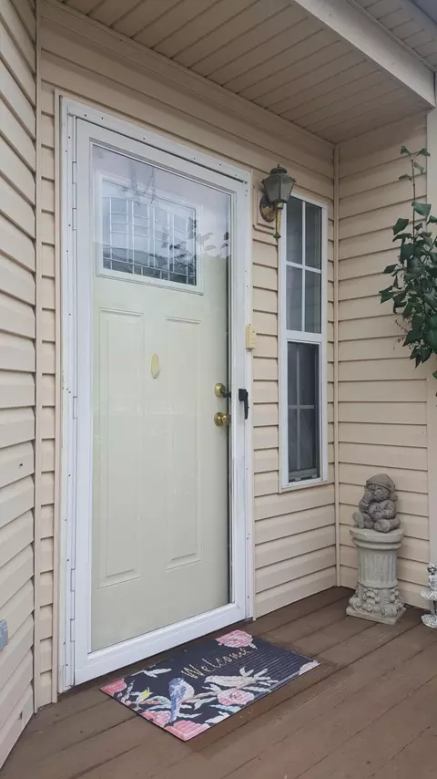 Entry Way - 117 Willow Ln, Georgetown, KY 40324 photo 1 of 1