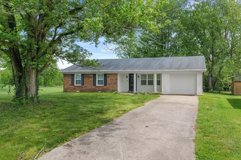 118 Overlook Ct, Danville, KY 40422
