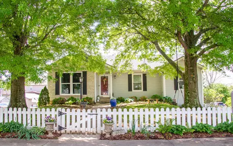 122 Canterbury St, Lawrenceburg, KY 40342