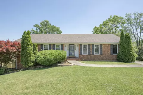 1108 Pepperhill Cir, Lexington, KY 40502