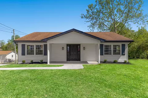 11 Lyndale Dr, Winchester, KY 40391