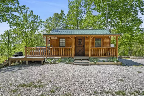 5800 Lower Cane Creek Rd, Stanton, KY 40380