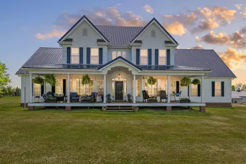 9953 Ironworks Rd, Winchester, KY 40391