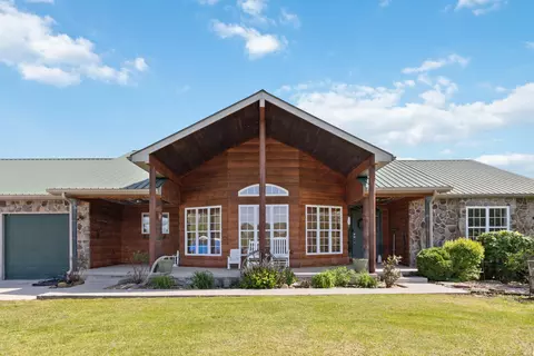1825 Ky-1228, East Bernstadt, KY 40729