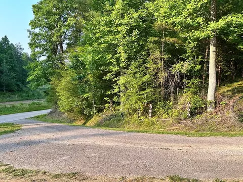 143 Mullins Point Rd, Campton, KY 41301 photo 13