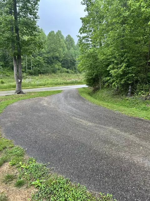143 Mullins Point Rd, Campton, KY 41301 photo 23