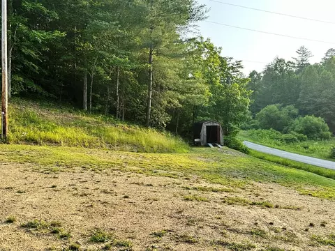 143 Mullins Point Rd, Campton, KY 41301 photo 11