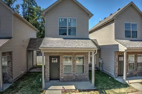 181 Harvest Bend Trl, Berea, KY 40403