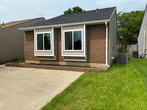 3317 Fox Trace Rd, Lexington, KY 40515