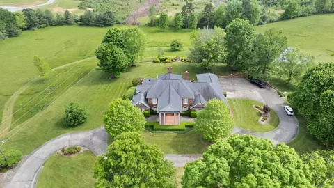 425 Black Diamond Rd, Corbin, KY 40701 photo 4