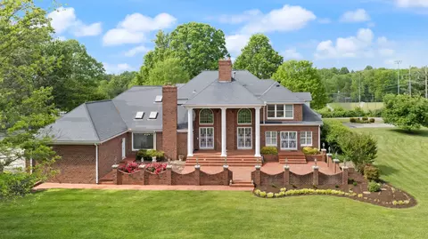 425 Black Diamond Rd, Corbin, KY 40701 photo 2