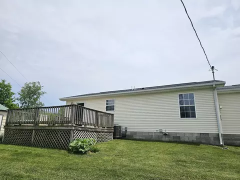 Exterior - 115 Mathes Ln, Mckee, KY 40447 photo 4 of 8