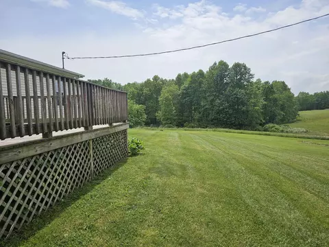Exterior - 115 Mathes Ln, Mckee, KY 40447 photo 5 of 8