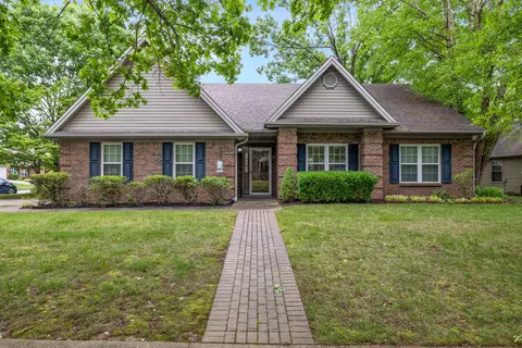 813 Mason Place Ct, Lexington, KY 40504