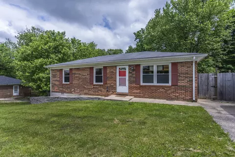 220 Beechwood Dr, Nicholasville, KY 40356