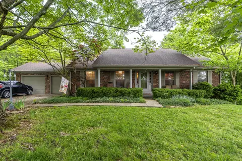 106 Heritage Dr, Richmond, KY 40475