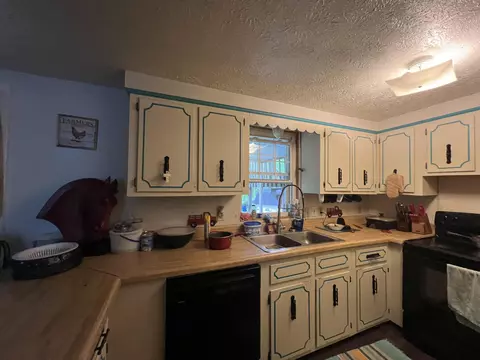 621 Rita Ln, Corbin, KY 40701 photo 9