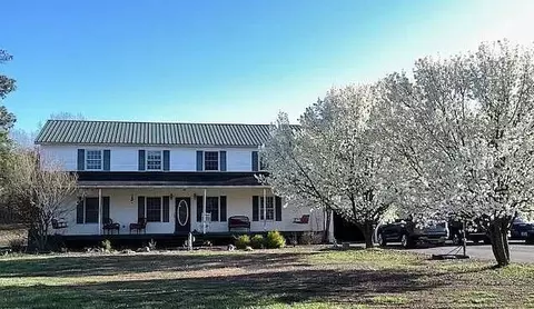 441 Charley Miller Rd, New Concord, KY 42076