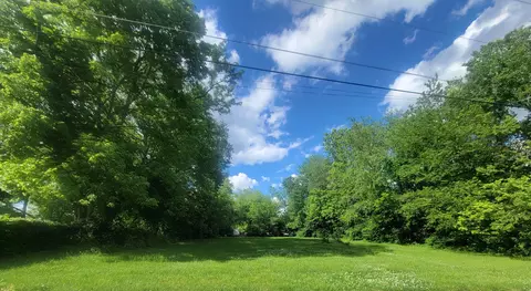 - Young Street, Georgetown, KY 40324