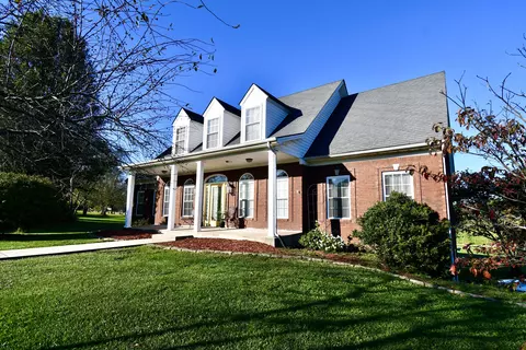 106 Hemlock Ln, Georgetown, KY 40324