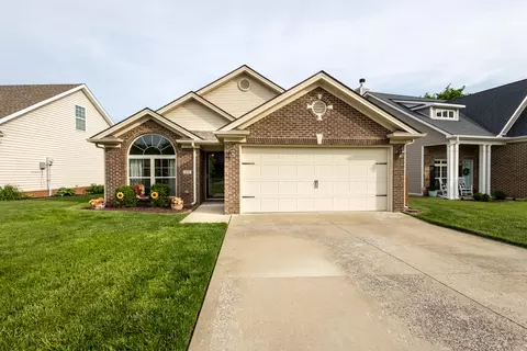 1881 Falling Leaves Ln, Lexington, KY 40509