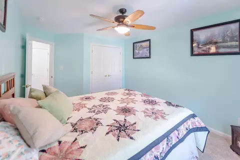 Bedroom - 128 Cherry Hill Dr, Georgetown, KY 40324 photo 7 of 10
