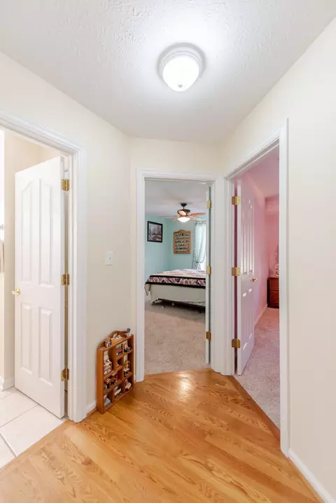 Entry Way - 128 Cherry Hill Dr, Georgetown, KY 40324 photo 4 of 6