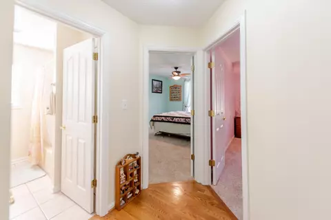Entry Way - 128 Cherry Hill Dr, Georgetown, KY 40324 photo 3 of 6