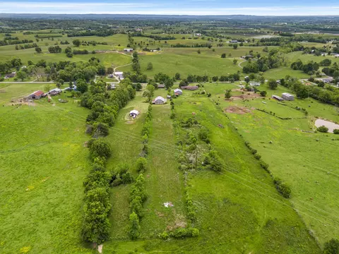 View/Area - 523 Fall Lick Rd, Lancaster, KY 40444 photo 6 of 8