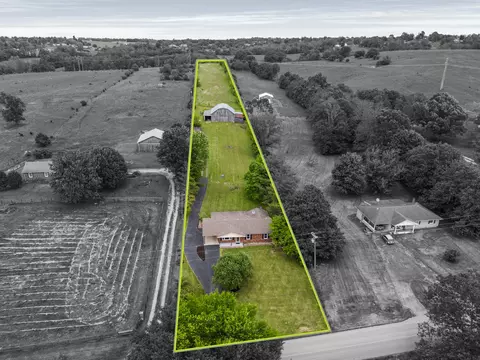 View/Area - 523 Fall Lick Rd, Lancaster, KY 40444 photo 2 of 8