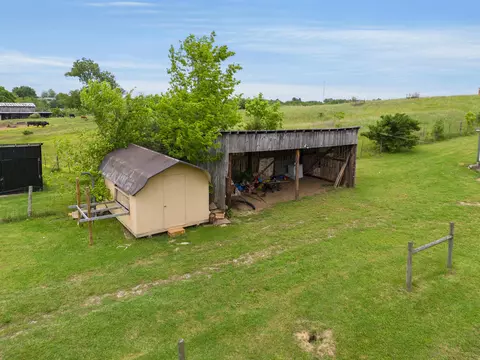 Exterior - 523 Fall Lick Rd, Lancaster, KY 40444 photo 2 of 3