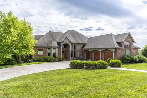 609 Imperial Lakes Rd, Richmond, KY 40475