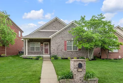 305 Gallahadion Ct, Winchester, KY 40391