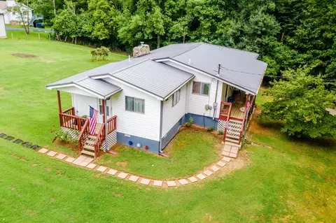 228 Indian Hill Mission Rd, Russell Springs, KY 42642