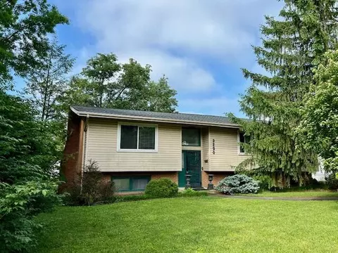 3290 Pimlico Pkwy, Lexington, KY 40517