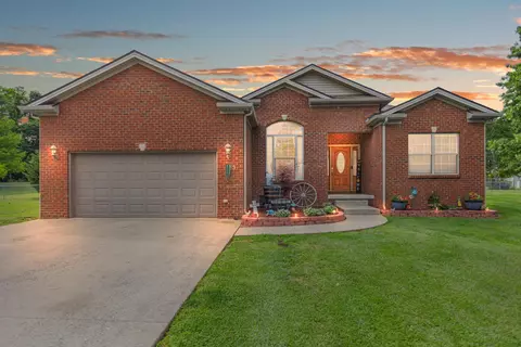 123 Shady Oaks Dr, Richmond, KY 40475