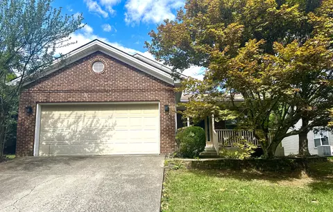 1024 Crimson Creek Dr, Lexington, KY 40509