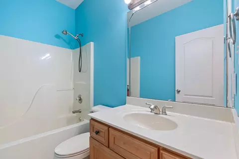 Bath - 105 Cherry Hill Dr, Georgetown, KY 40324 photo 1 of 3