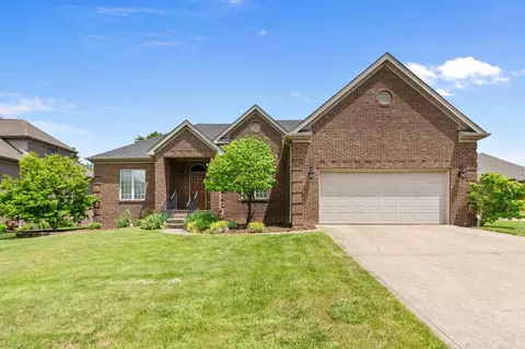 Exterior - 105 Cherry Hill Dr, Georgetown, KY 40324 photo 2 of 5