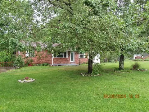4620 90 Hwy, Parkers Lake, KY 42634