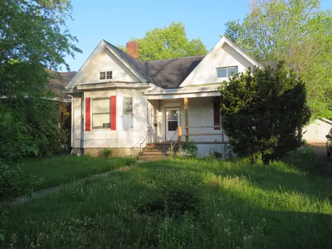 1317 Cypress St, Paris, KY 40361