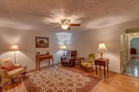 402 Stone Ave, Georgetown, KY 40324 photo 6